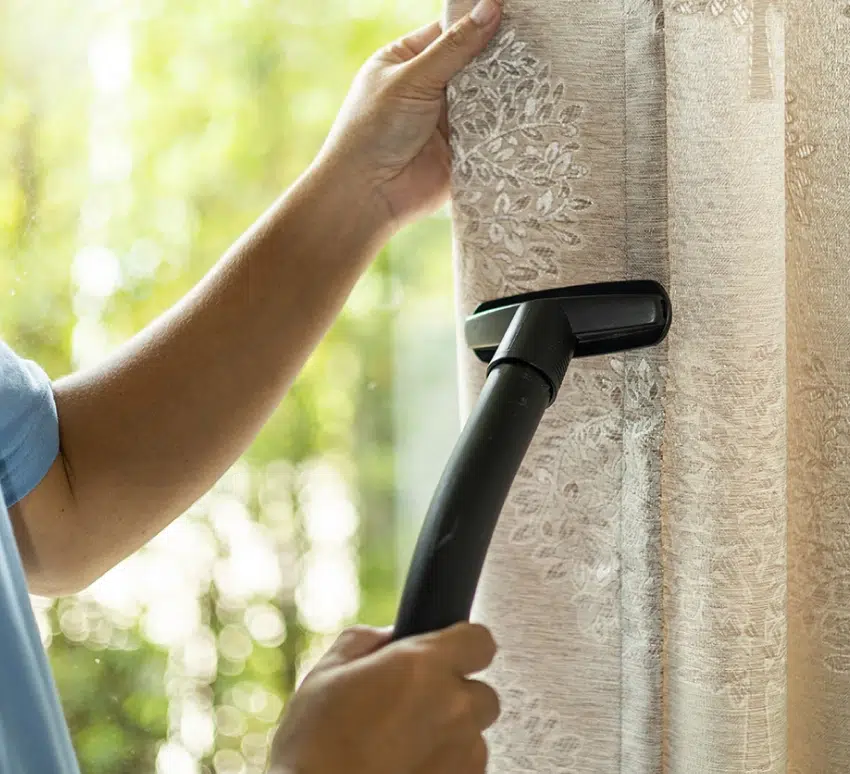 Curtain Vacuuming